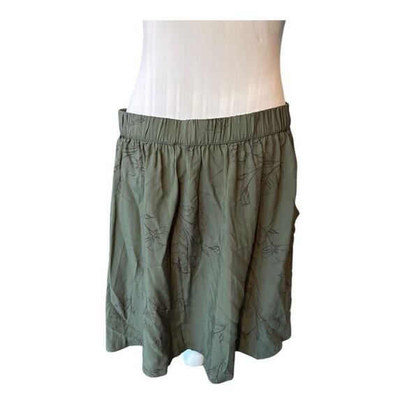 Old Navy Green Skirt Floral Design Size M - Picture 1 of 3